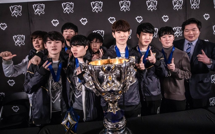 露头角的球 露头角的球