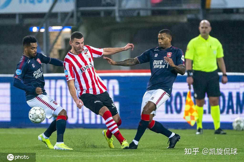 两者共同完 两者共同完